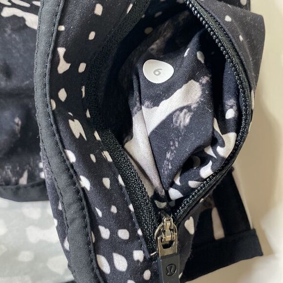 Lululemon Speed Short Static Mist Black and white speckled‎ Size 6 - Picture 8 of 9